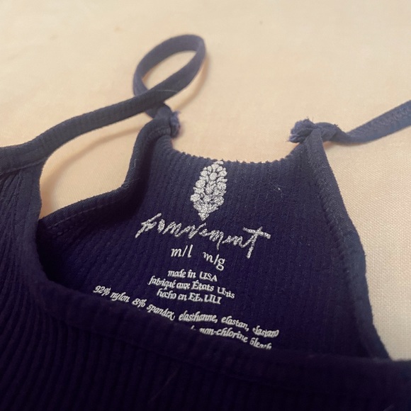 FREE PEOPLE TANK - Picture 3 of 4